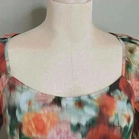 J. Crew Floral Women's Blouse Made With Liberty Fabric Balloon Sleeves Size2 NWT - Picture 5 of 11